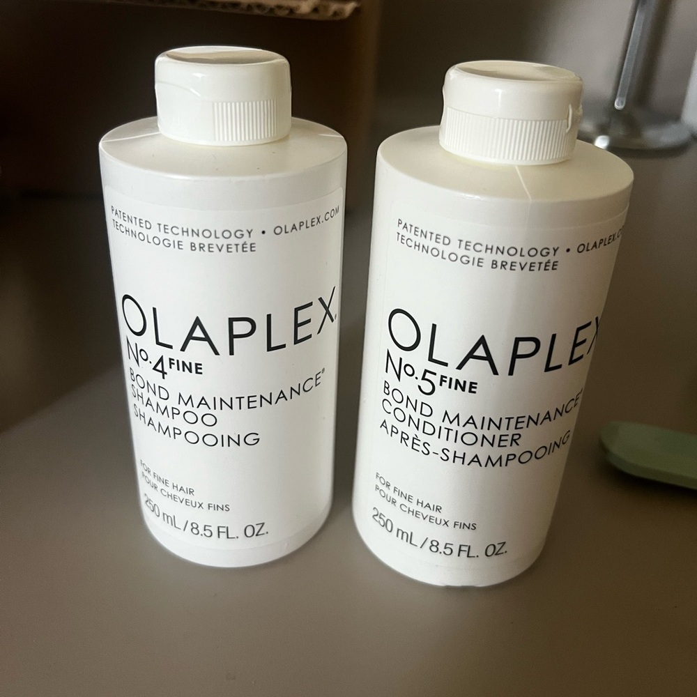 OLAPLEX No.4 and No.5 Bond Maintenance Duo